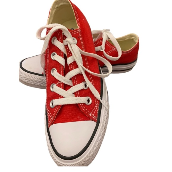 Converse All Star Red Sneakers Classic Canvas Low-Top Size 5.5 - Picture 1 of 7